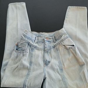 Vintage High-Waisted Mom Jeans Well Worn 27x28